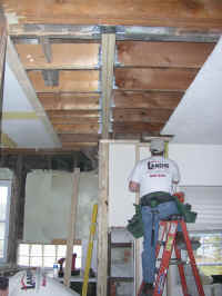 P3180147.JPG (868938 bytes)